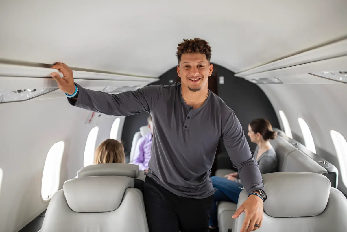 Experience Traveling with an NFL Star: See Inside Patrick Mahomes' Opulent Private Jet - Mnews