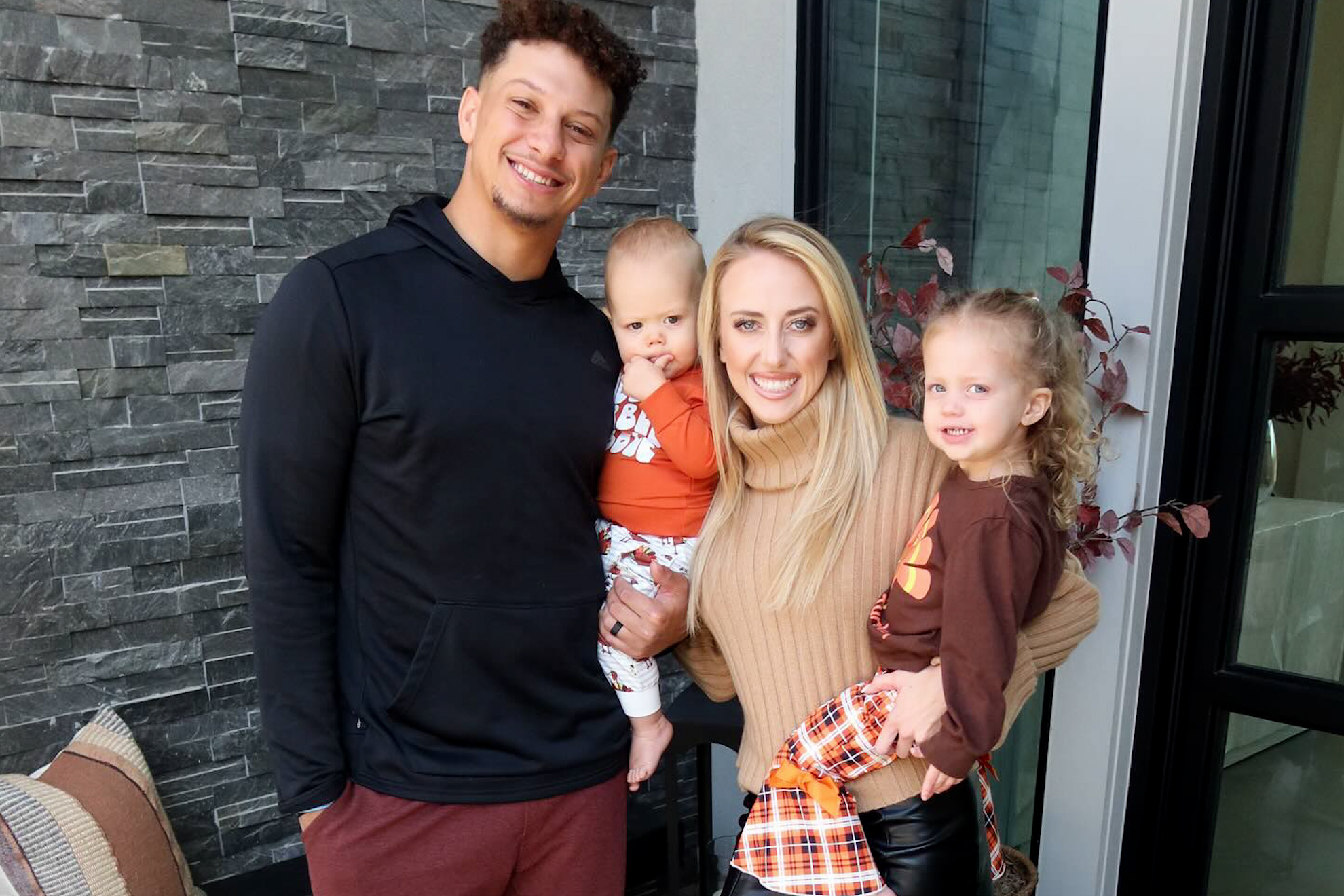 IN PHOTOS: Mother Brittany captaures the ideal moment as daughter Sterling, of Patrick Mahomes, models in her "little robe." - Mnews