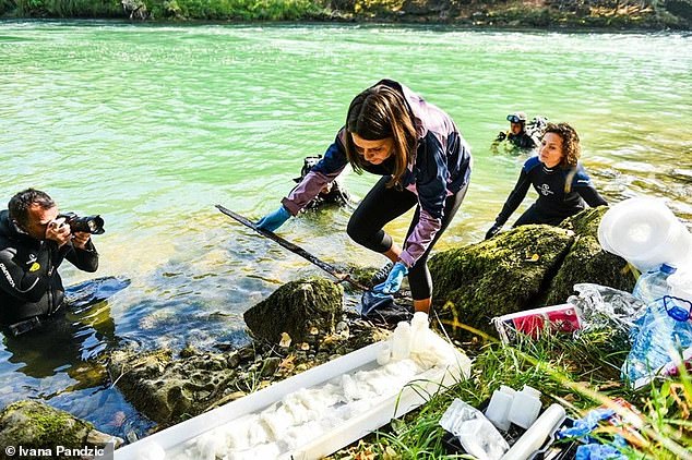 'Excalibur' sword from the Middle Ages discovered by archaeologists in Bosnian lake