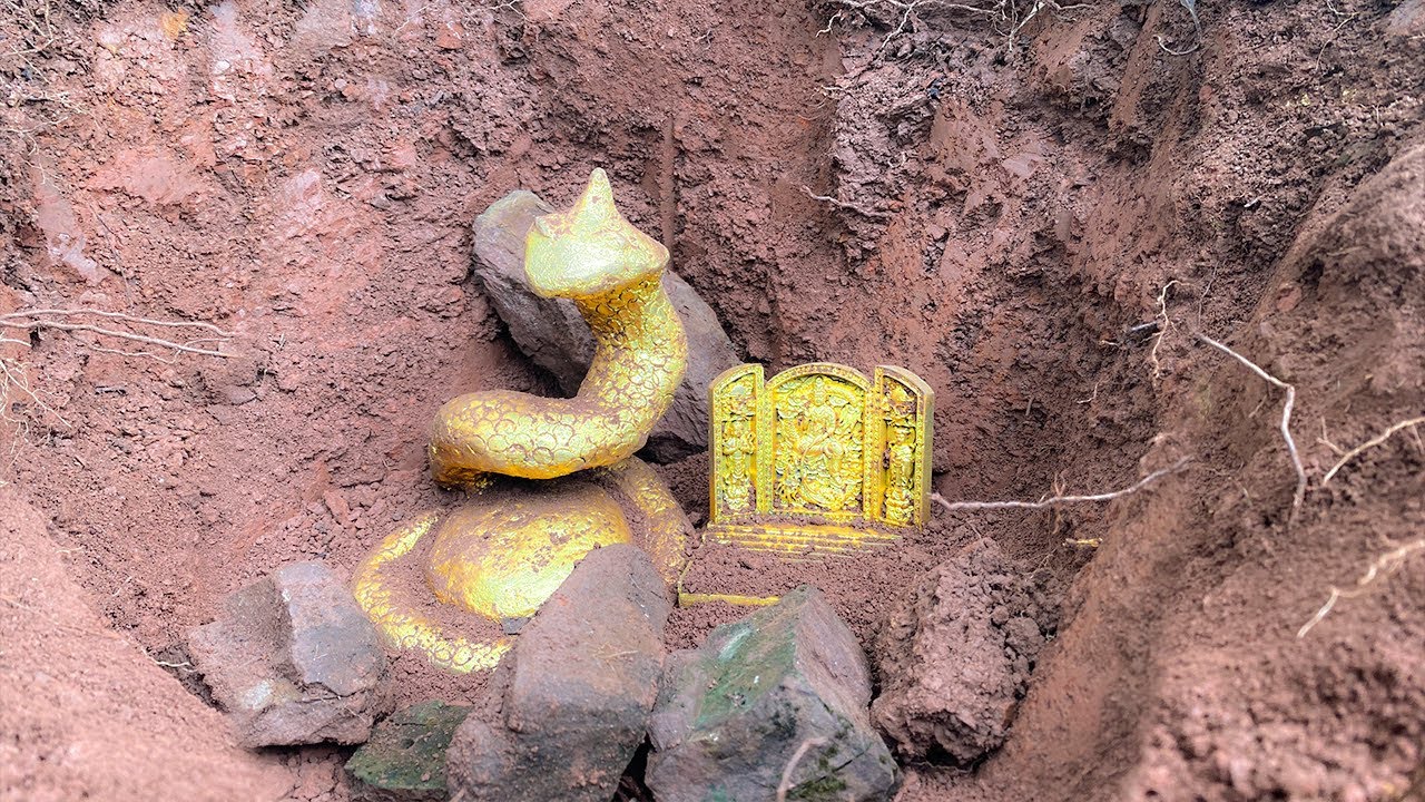 The hidden secret of the guardian snake, it reveals unprecedented golden treasures in thrilling discovery - News