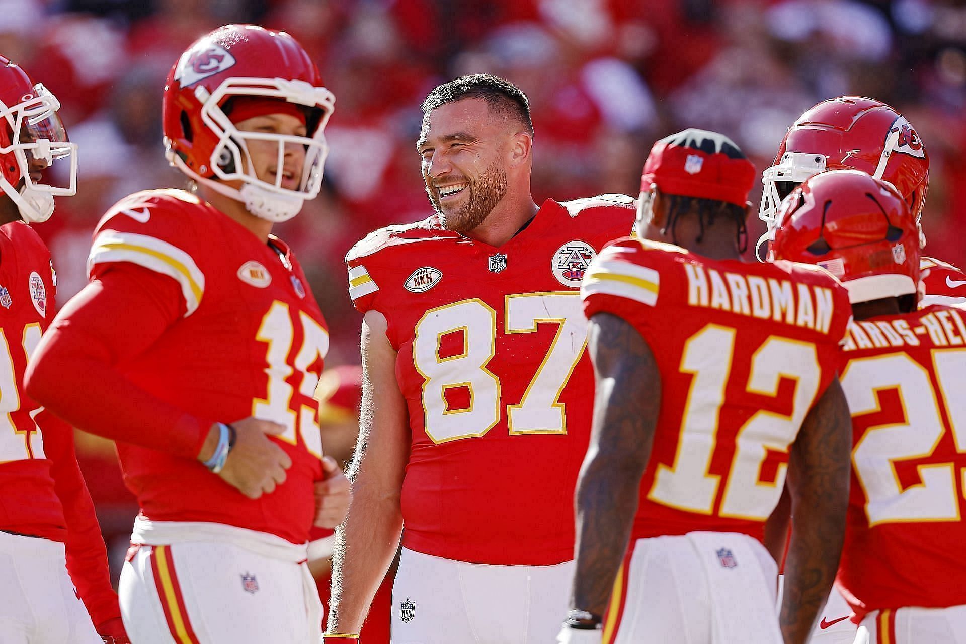 Mike Florio claims Patrick Mahomes and Travis Kelce are getting carried to top AFC seed - “The Chiefs are flawed” - Mnews