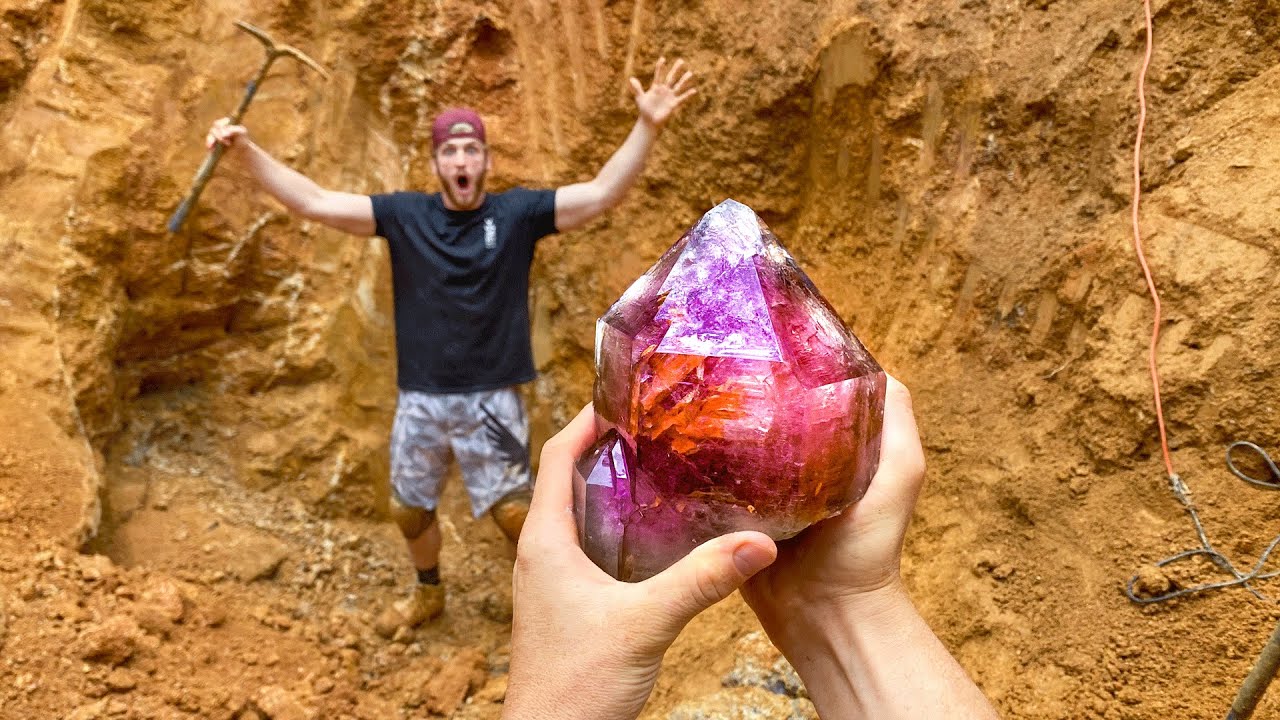 Astounding Find: Unearthed Rare Amethyst Crystal Worth $50,000 from Private Mine! - Amazing United State