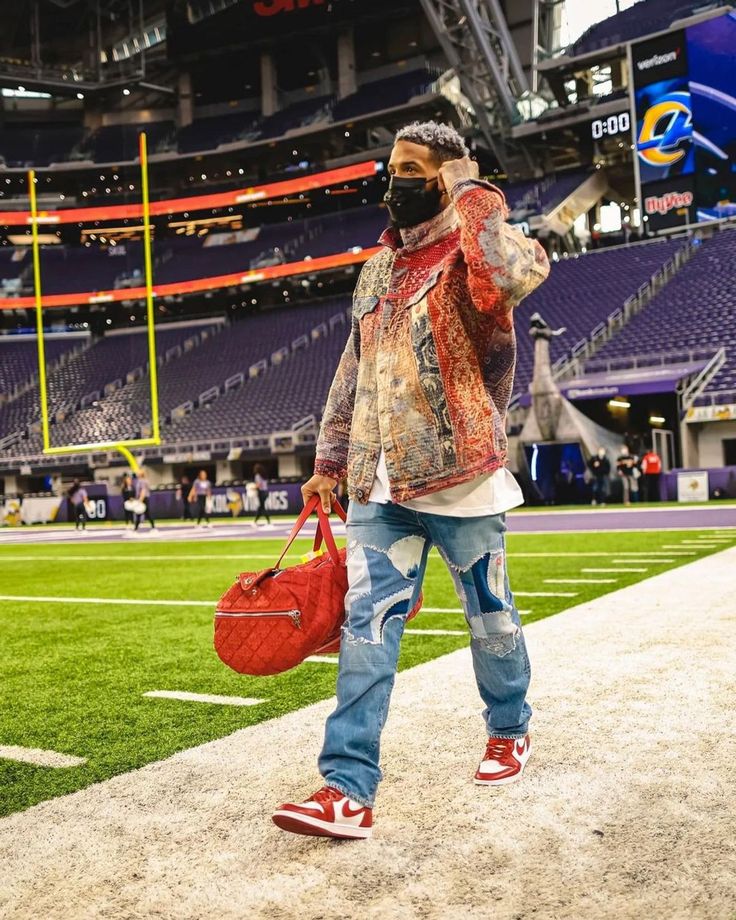 Exploring the Fashion Flair of Odell Beckham Jr. – The NFL's Best-Dressed Icon