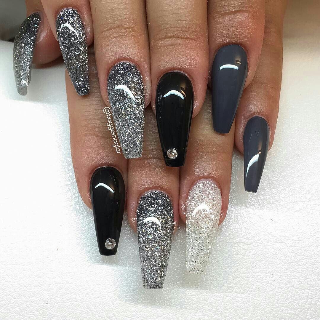 black and gray nails