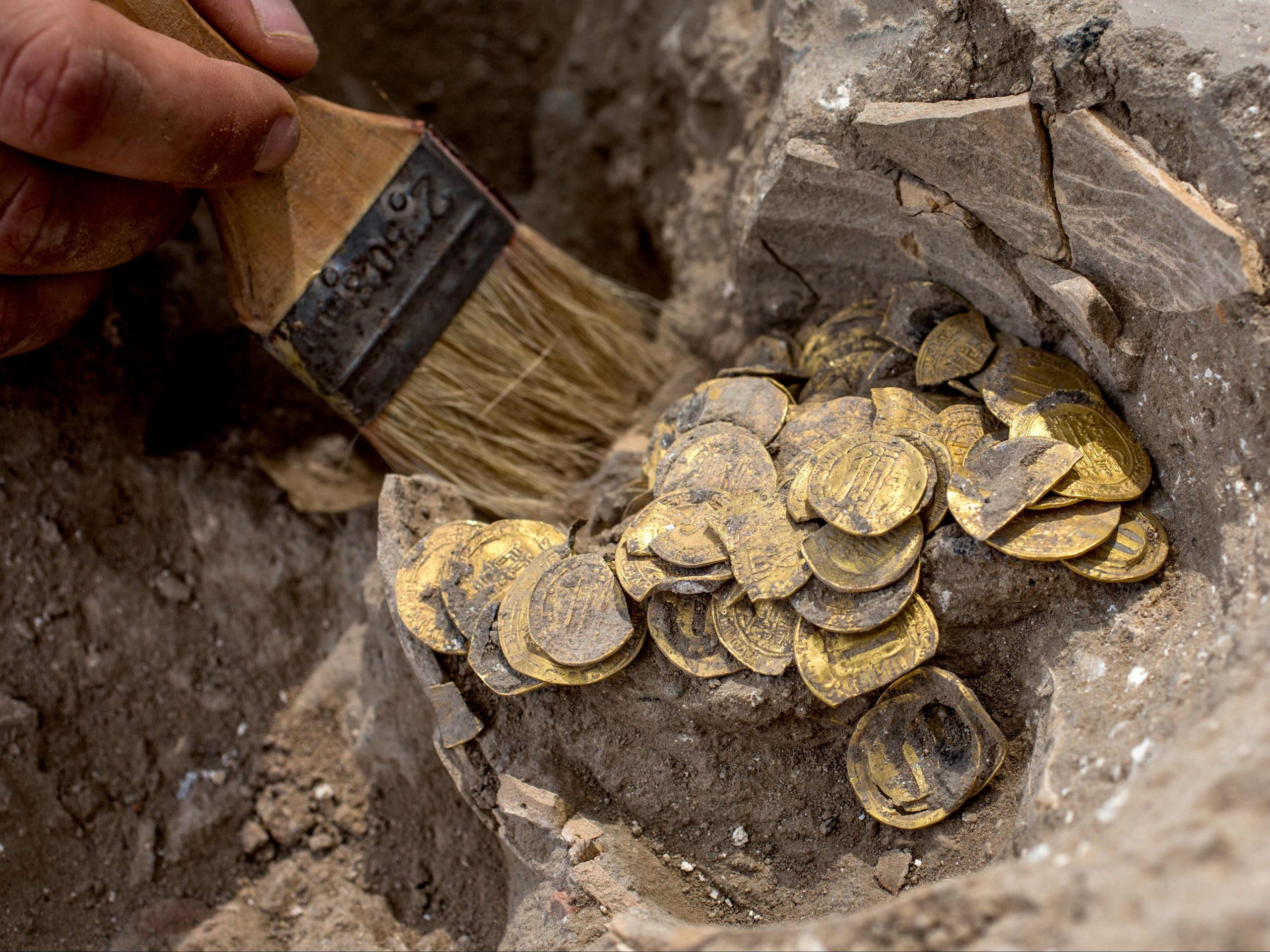 Tesoro de monedas encontrado con un detector de metales - Amazing United State