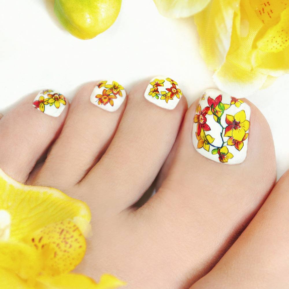 40 Cute, Beautiful and Trending Pedicure Patterns 2023 - sunflowerscianjur