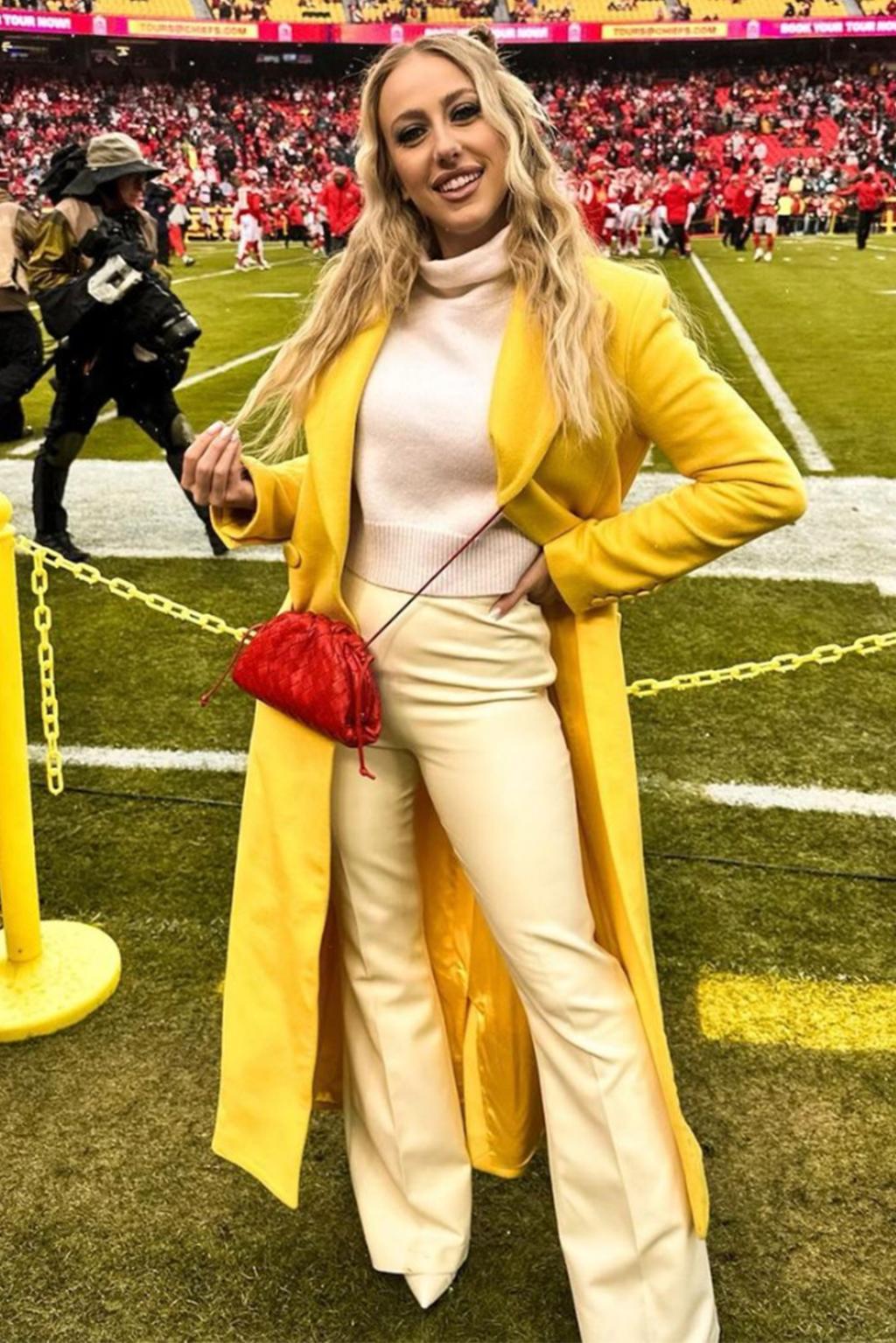 When It Comes to Game-Day Style, Brittany Mahomes Is an Experienced Expert – Check Out Her New Look! - Mnews