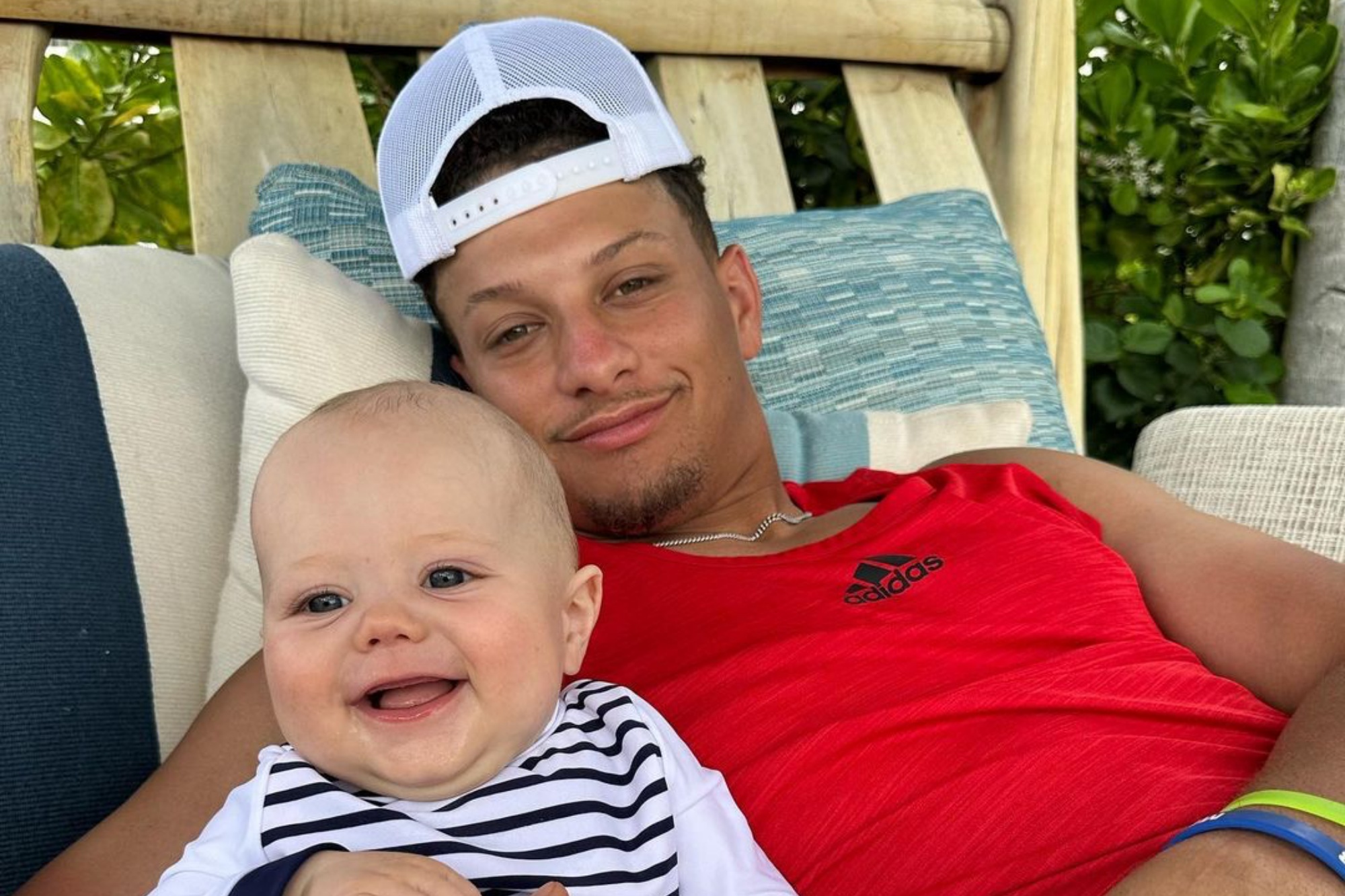 The video that Brittany Mahomes posted of Baby Bronze in an incredibly adorable look has fans falling head over heels - Mnews