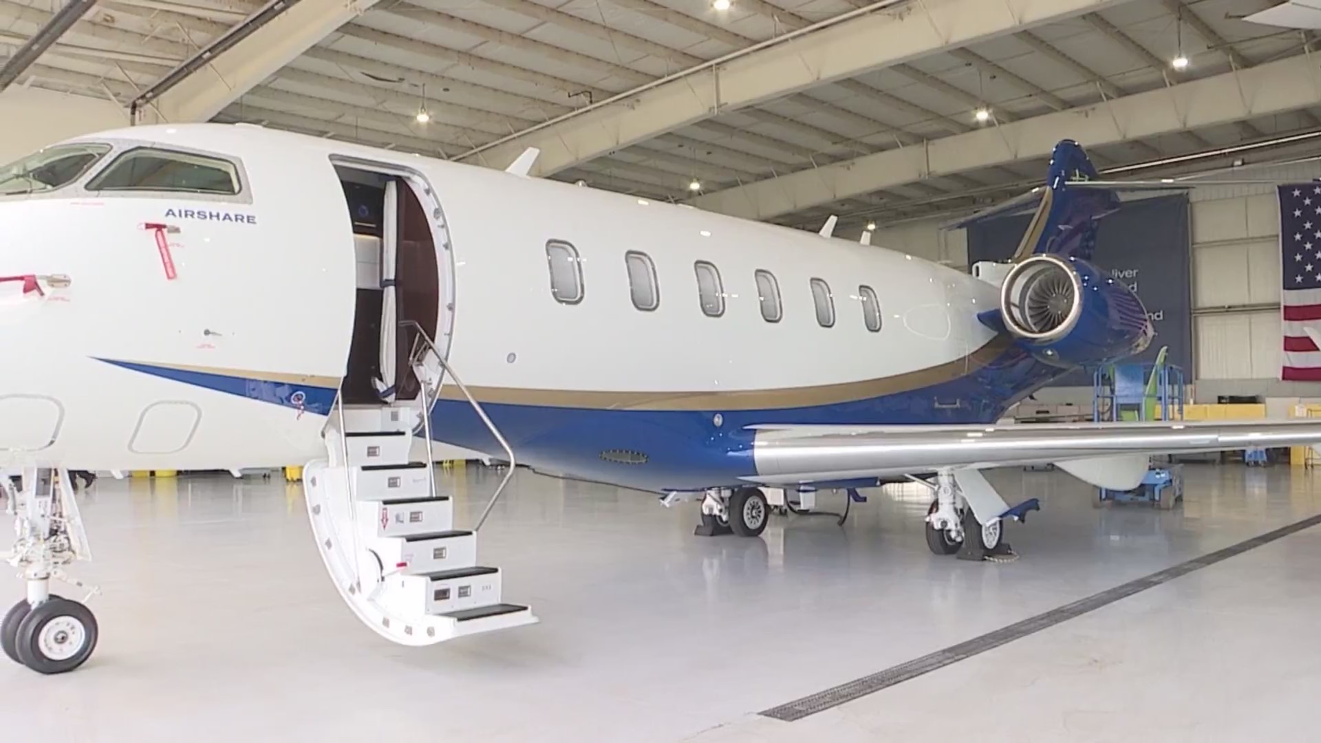 Experience Traveling with an NFL Star: See Inside Patrick Mahomes' Opulent Private Jet - Mnews