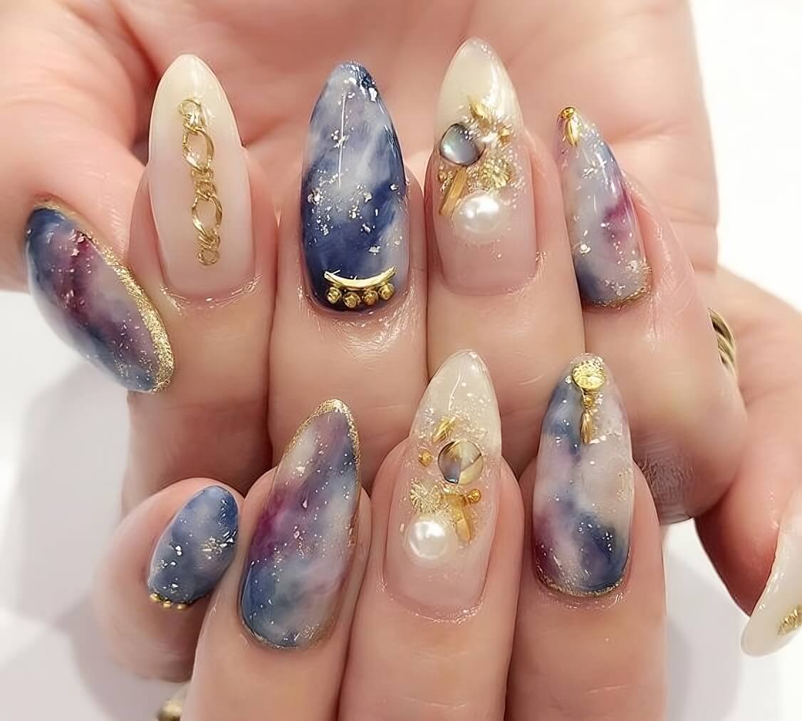 Elevate Your Manicure with These 30 Amazing Galactic Nail Art Ideas – The Daily Worlds