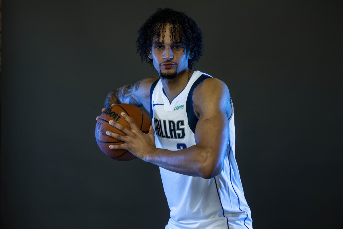 Dallas Mavs' Dereck Lively II Speaks on Adjusting to NBA, Playing with Luka  Doncic & Kyrie Irving - Sports Illustrated Dallas Mavericks News, Analysis  and More