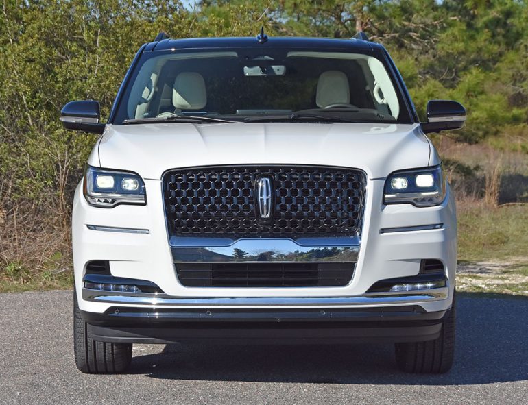 2022 lincoln navigator black label front