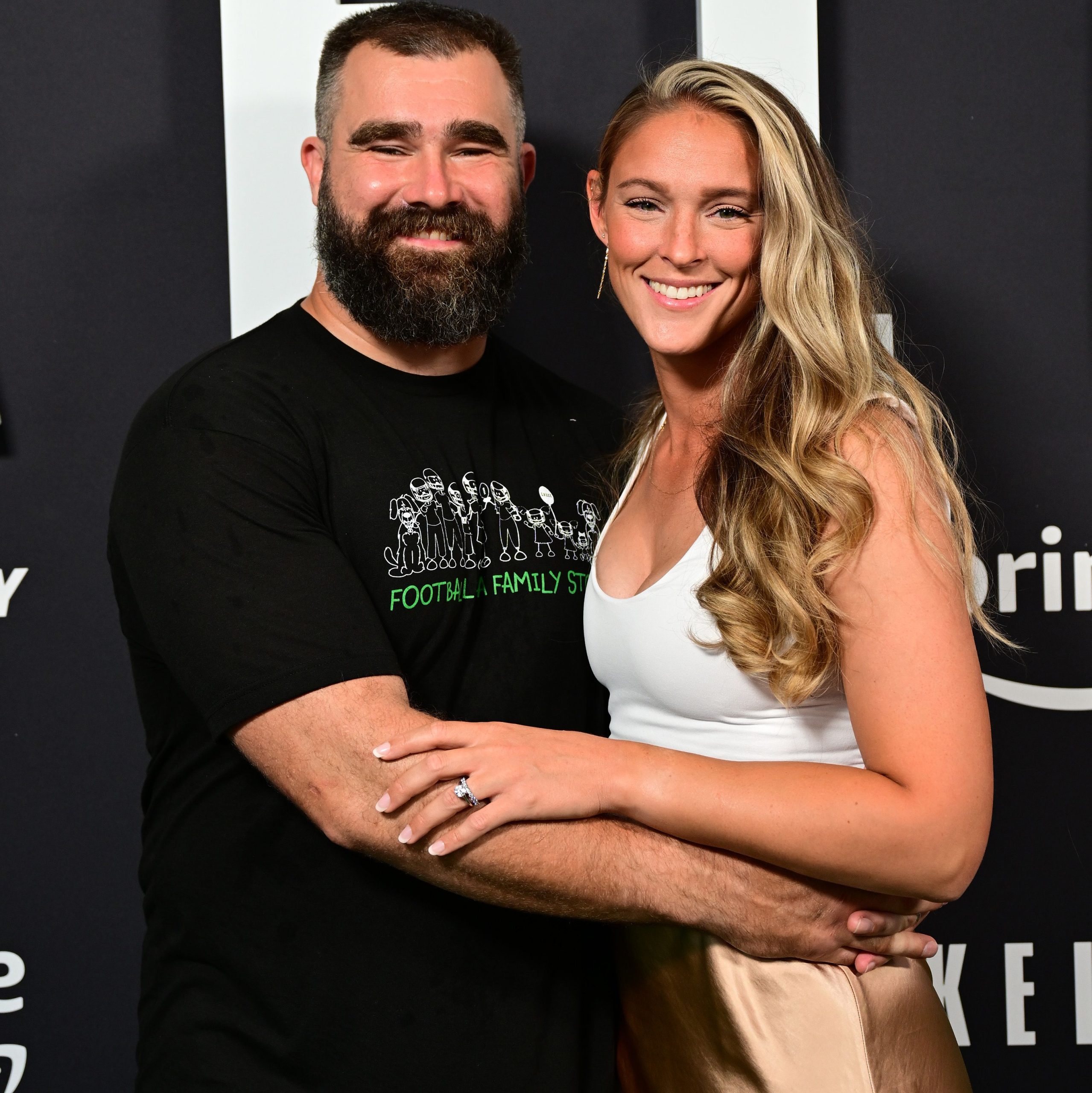 Beyond Super Bowl Triumphs – His Greatest Achievement is A Life of Champion with Wife Kylie Kelce – amazingsportsusa.com