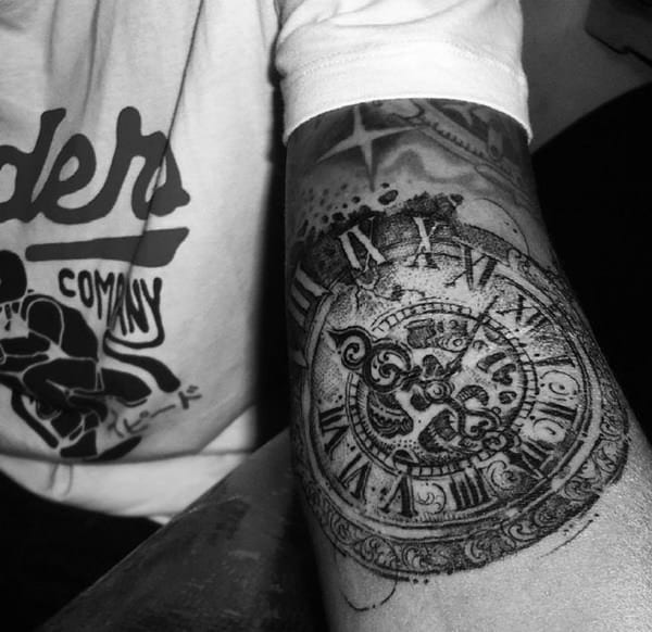 "pocket-watch-tattoos"