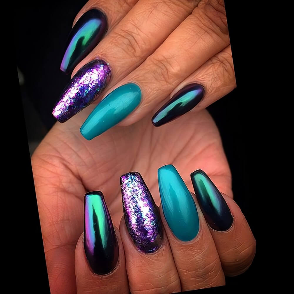 27 Breathtaking Chrome Nails For Your Special Night - 191