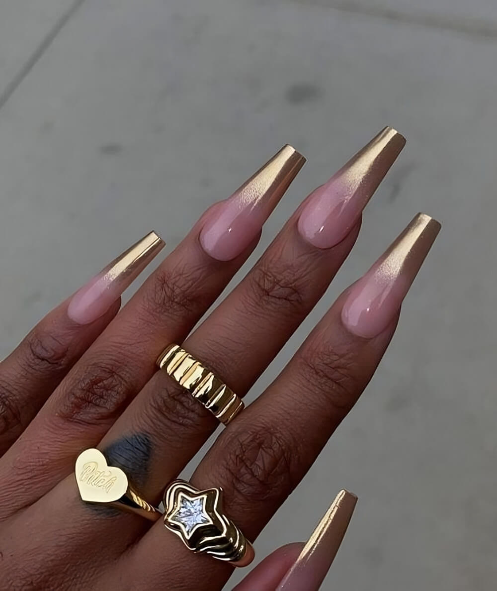 27 Breathtaking Chrome Nails For Your Special Night - 195