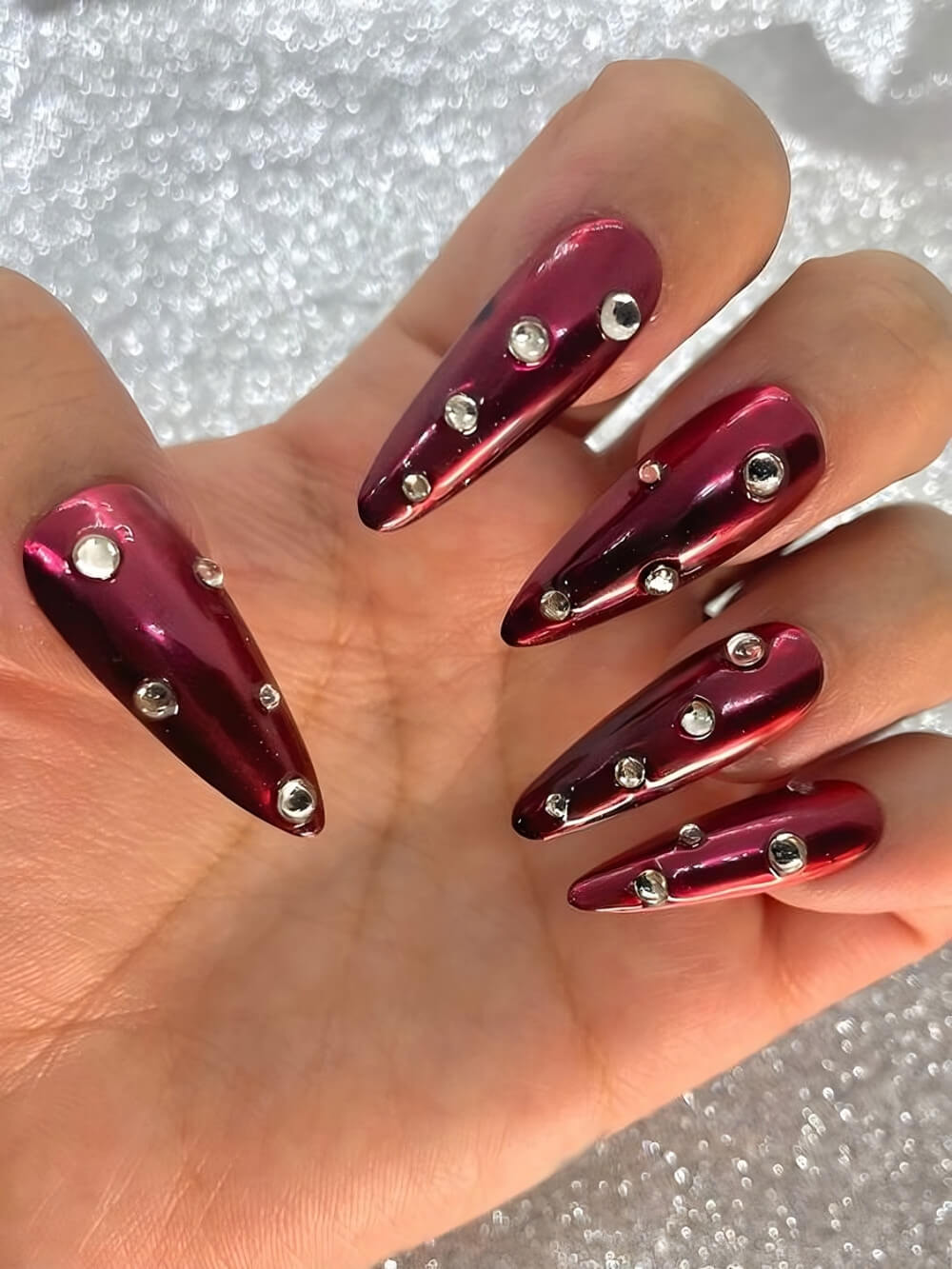 27 Breathtaking Chrome Nails For Your Special Night - 209