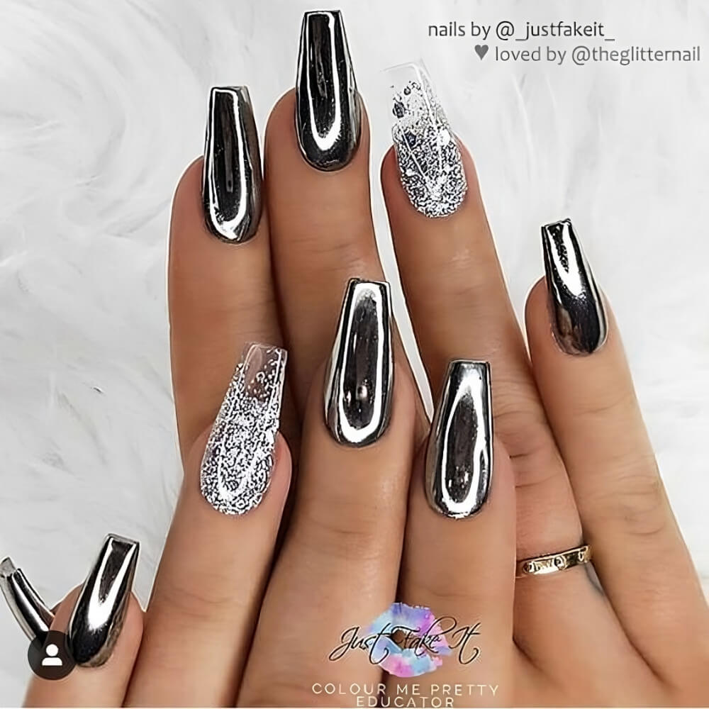 27 Breathtaking Chrome Nails For Your Special Night - 217