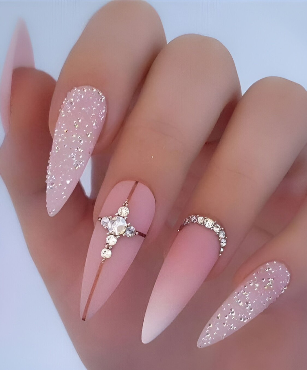 35 Lovely Nail Art Design To Melt Everybody’s Heart - T-News