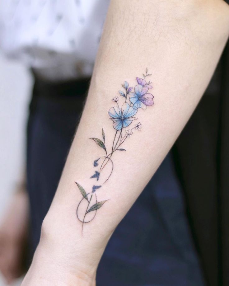 evening primrose🌙 - 기존 타투는 제 작업이 아닙니다 . . . #애리타투 #tattoo #tattoos  #tattooed #flowertattoo #watercolor #ink #gi… | Flower tattoo designs,  Gorgeous tattoos, Tattoos