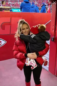 In photos: Brittany Mahomes and Sterling, her daughter, celebrate Patrick Mahomes' Super Bowl victory - Mnews