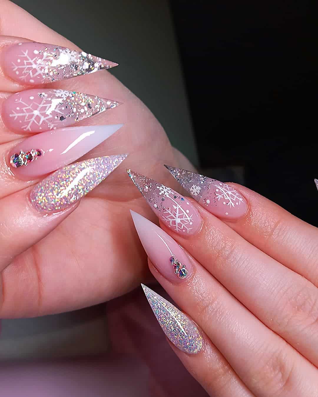 18 Best Pink Nails You'll Ever Be Obsessed With