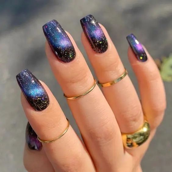 42+ Modern Galaxy Nails That Take Your Manicure Up A Notch | Purple nails,  Holographic nails, Gel nails