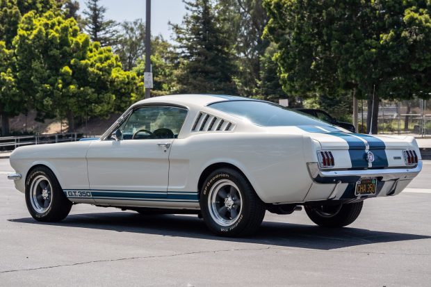 1965 Ford Mustang Fastback 4-Speed