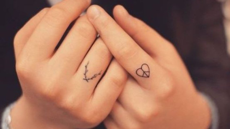 Beautiful Tiny Finger Tattoos for Women