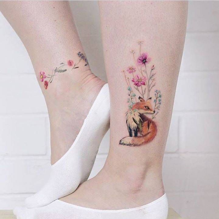 Flower anklet and floral fox tattoos. | Fox tattoo, Small fox tattoo, Fox  tattoo design