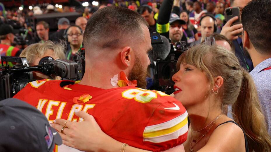 Travis Kelce debió mudarse cuando empezó a salir con Taylor Swift, de  acuerdo a su hermano Jason