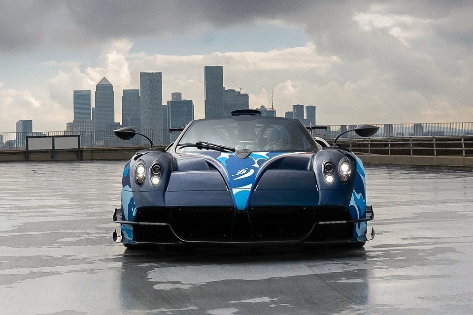 Get ready to make a statement with the Pagani Huayra Roadster BC with a Bape-inspired design.