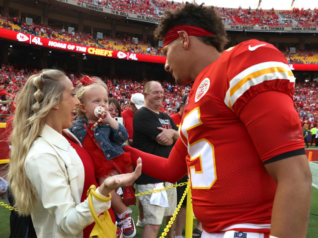 Sterling Mahomes Surprised Her Dad on Football Field in Sweet New Video